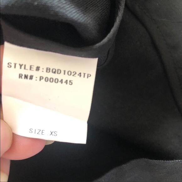 Revolve Blaque Label Cold Shoulder‎ Top - Picture 12 of 12